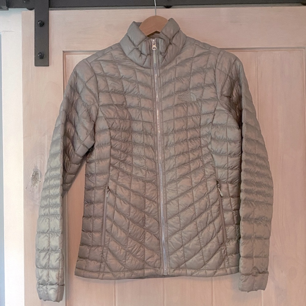 Northface Silver/Gray Thermoball Quilted Zip Jacket